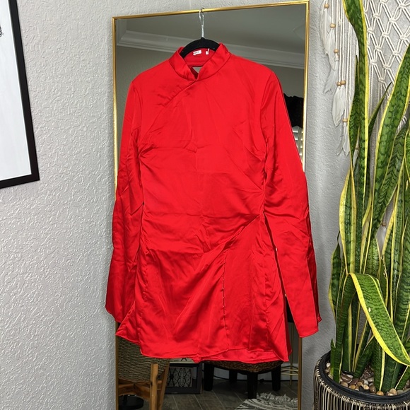 HOUSE OF CB 'Alyssa' Scarlet Satin Mini Dress NWOT - Picture 5 of 8